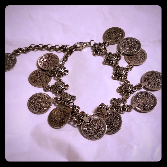 Jewelry - Jewelry Jewelry - Jewelry